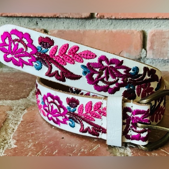 Lucky Brand Leather Belt Size Large - Picture 1 of 7